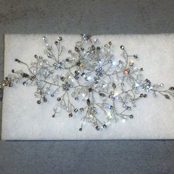 Crystal Bridal Hairpiece, tried on only for trial